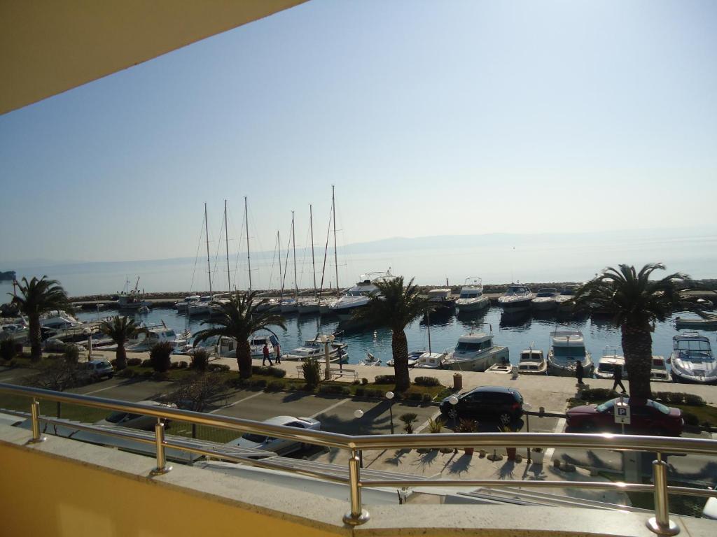 Villa Grgo Apartments Tučepi Szoba fotó