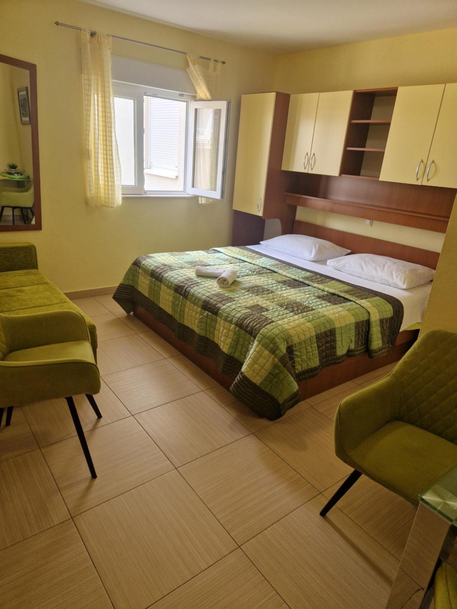 Villa Grgo Apartments Tučepi Kültér fotó